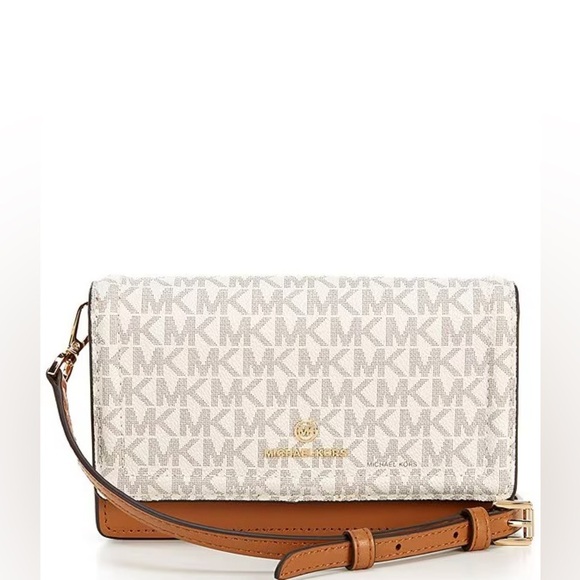 Michael Kors Handbags - NWOT Michael Kors Logo Jet Set Crossbody SMALL Bag